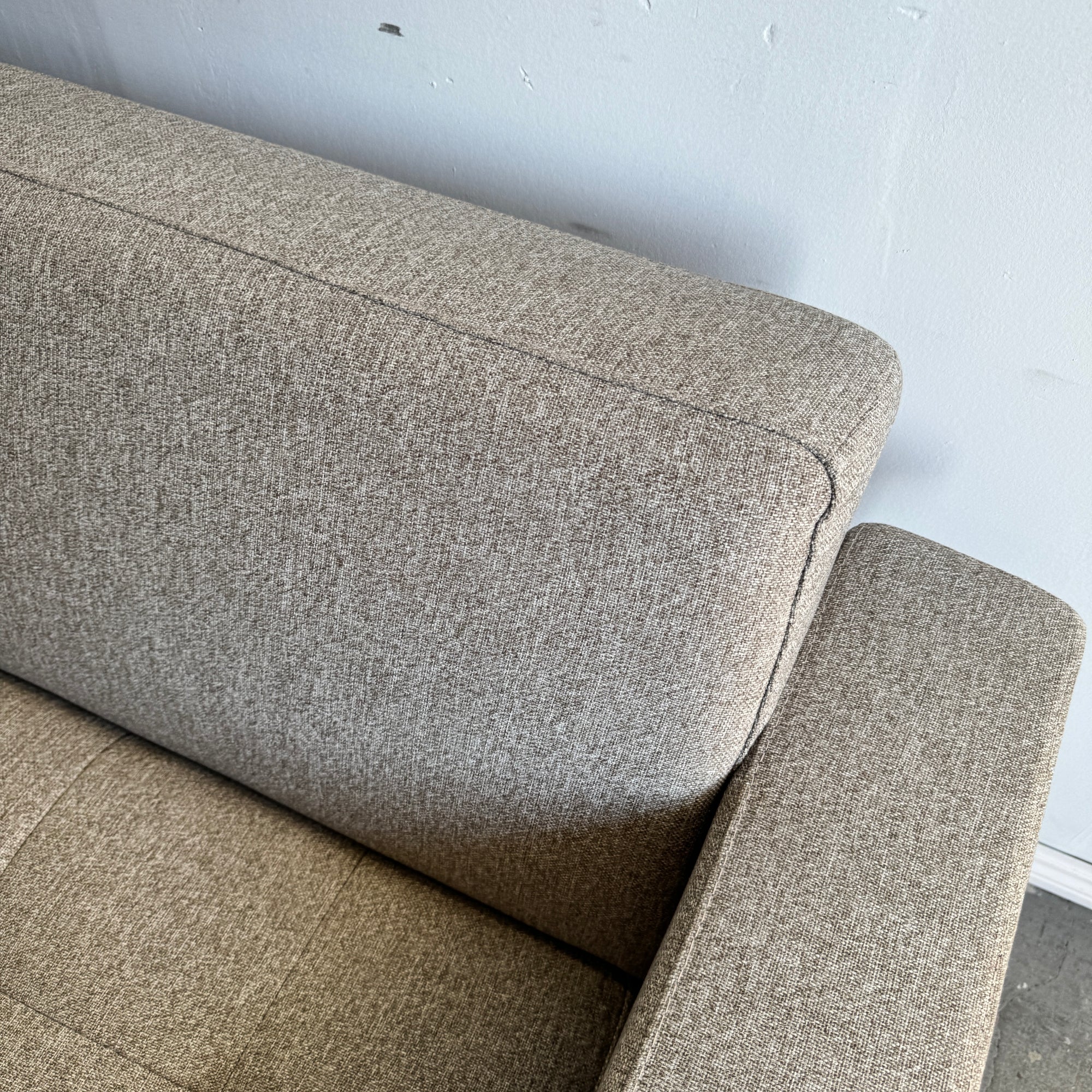 Gus Modern Harbord Mid Century Modern style sofa