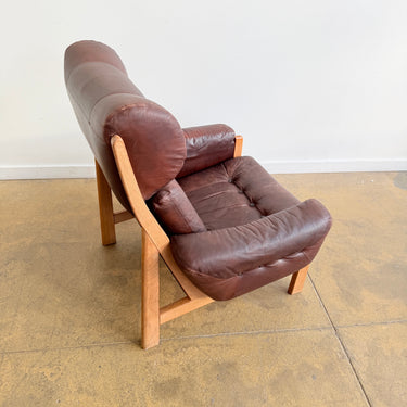 Danish Modern Georg Thams Oakwood & Leather Safari Chair