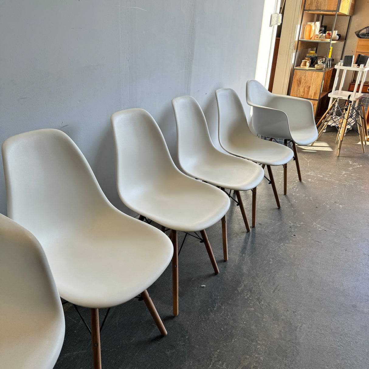Authentic Herman Miller Set of 6 Eames Molded Plastic Side Chair