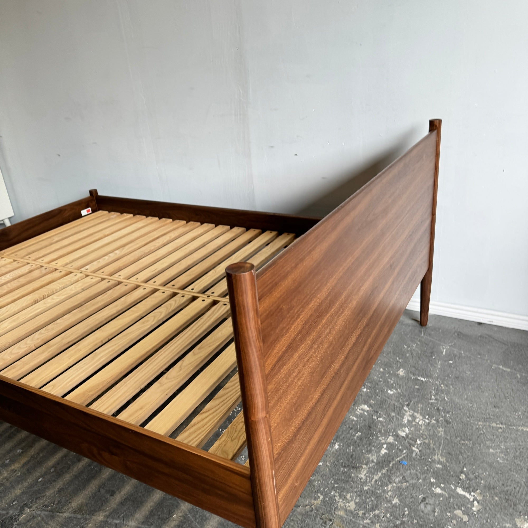 Design Within Reach Cove Full Bed