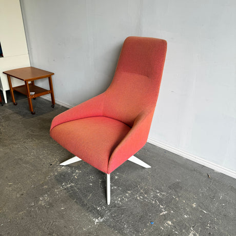 Andreu World Alya Lounge Chair