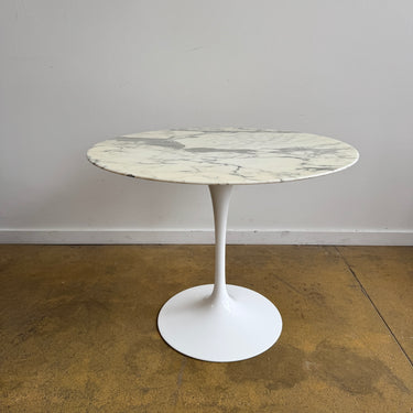 Authentic! Knoll Saarinen 36" Round Marble Dining Table