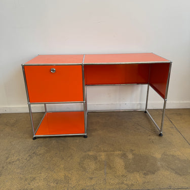 USM Haller Desk (Pure Orange)