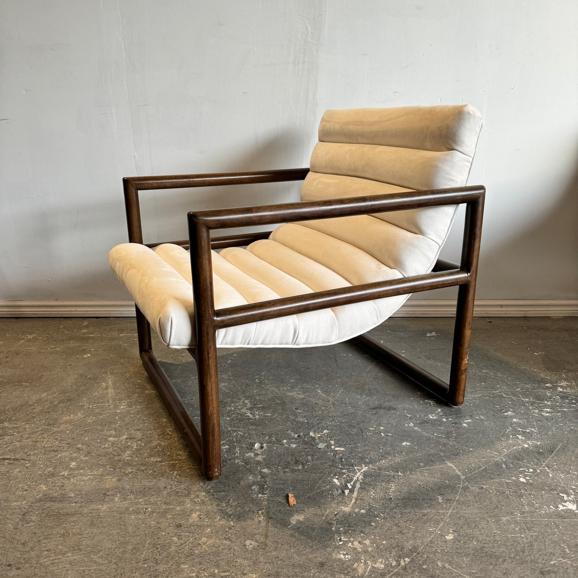 Four Hand Kensington Fitz lounge Chair – enliven mart