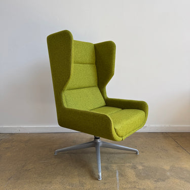 Herman Miller Naughtone Hush Swivel Lounge chair