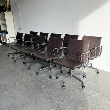 Authentic! Herman Miller Eames Leather Aluminum Group Chair