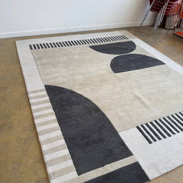 Design Within Reach Tempo Handtufted 8X10 Wool Rug (New Condition)