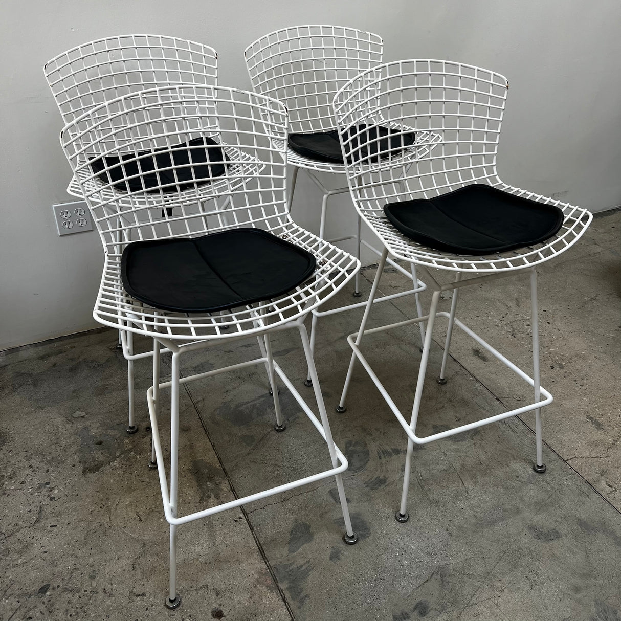 Authentic! Knoll Bertoia (Set of 4) Barstools with leather pad