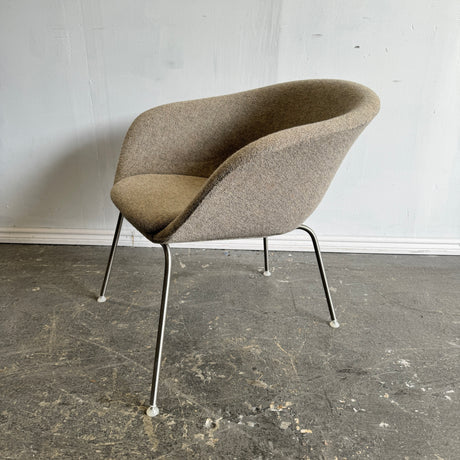 Arper Duna 02 chair with full upholstery