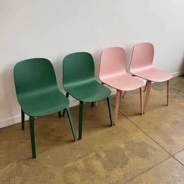 Design Within Reach Muuto Set of 4 Visu dining chairs