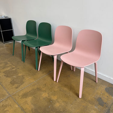 Design Within Reach Muuto Set of 4 Visu dining chairs