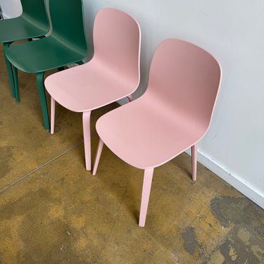 Design Within Reach Muuto Set of 4 Visu dining chairs