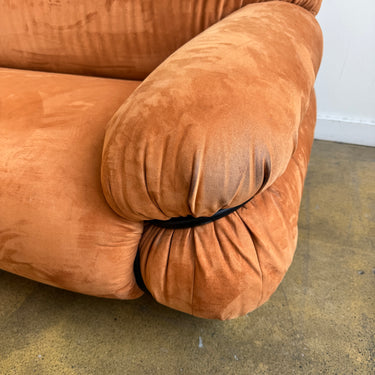 Authentic! Tacchini Grand Sesann Sofa by Gianfranco Frattini