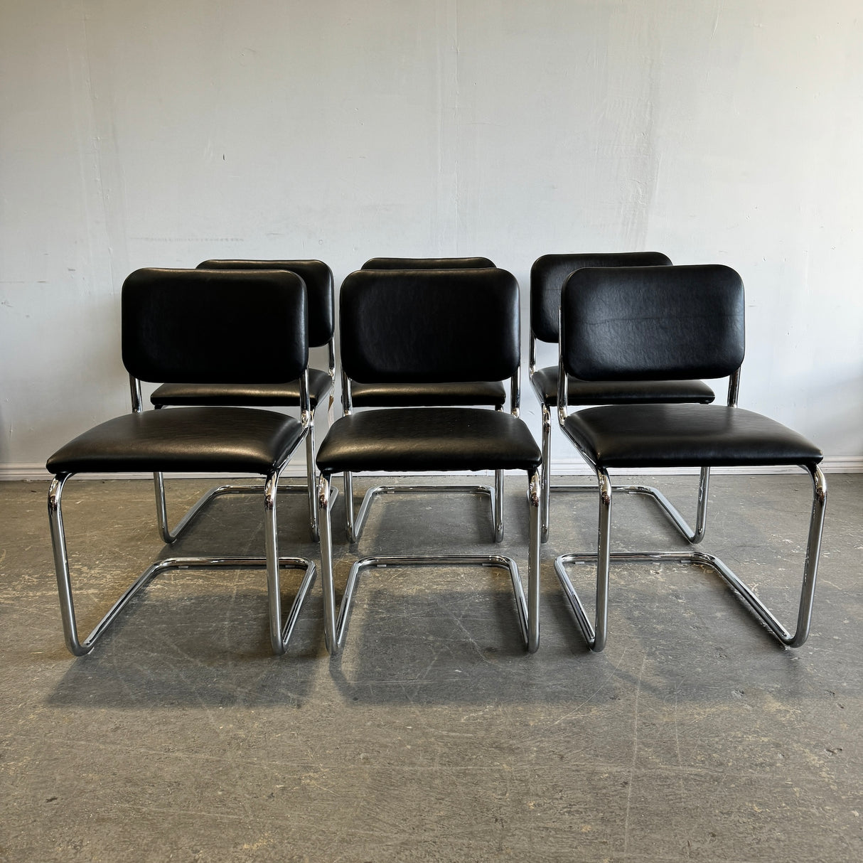 Authentic! Knoll Marcel Breuer Set of 6 Leather Cesca Chairs