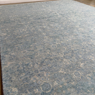 Serena and Lily 8X10 Ashton Hand-Knotted Rug (New Condition)