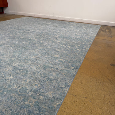 Serena and Lily 8X10 Ashton Hand-Knotted Rug (New Condition)