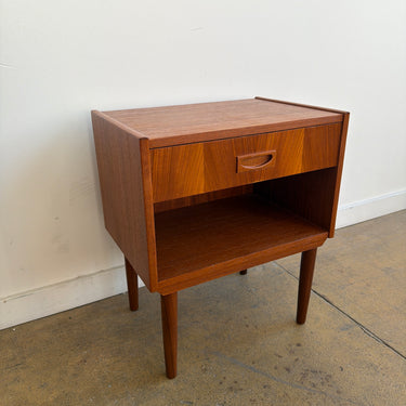 Danish Modern teak nightstand from the 1960s (Refinished)