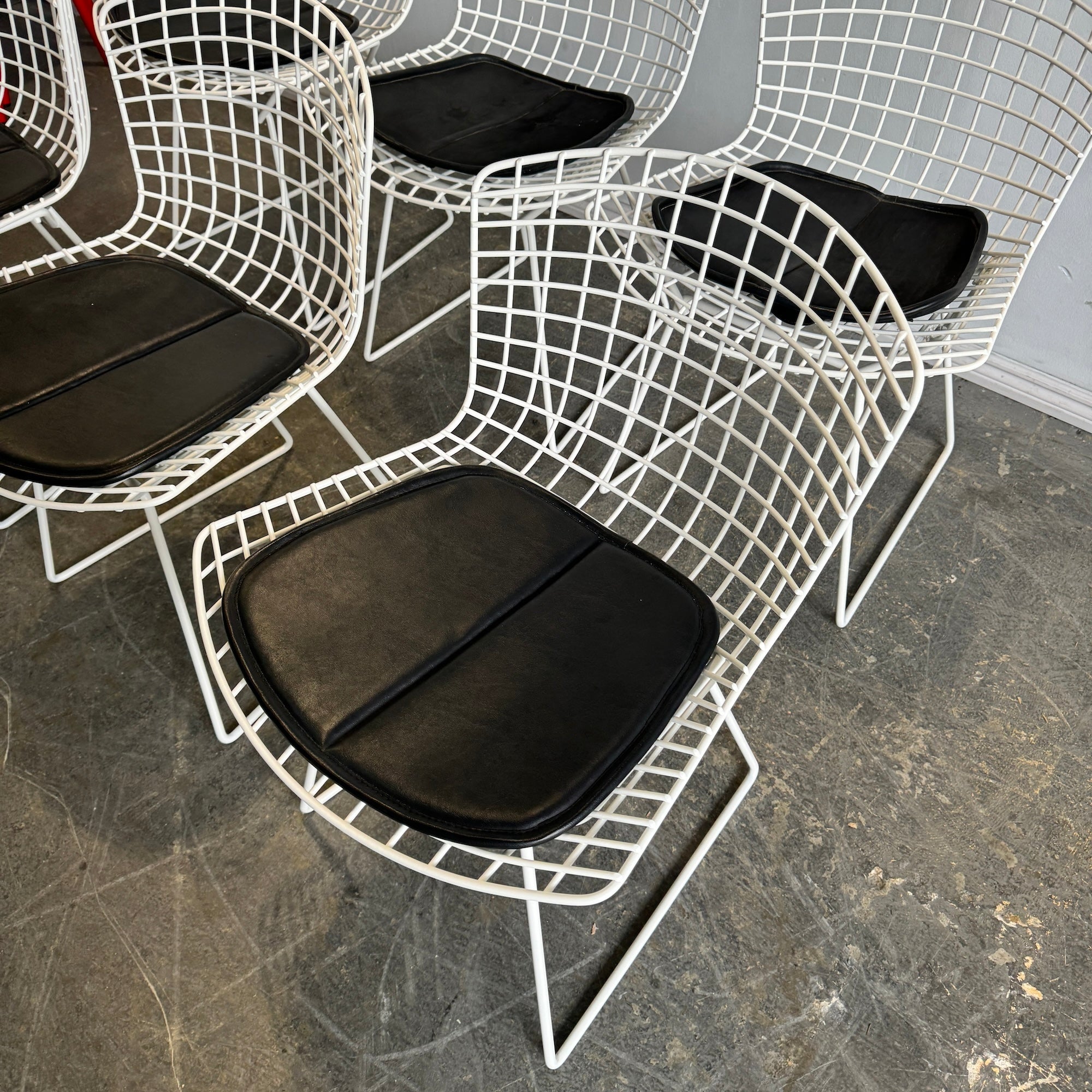 Authentic! Knoll Bertoia Side chairs with leather pad (Set of 8)
