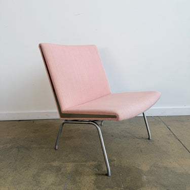 Hans J. Wegner Ch401 Airport Chair by Carl Hansen & Søn