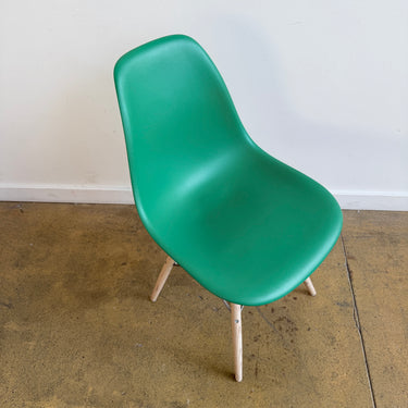Herman Miller Eames Molded Rare Green Plastic Side Chair (Three Available)