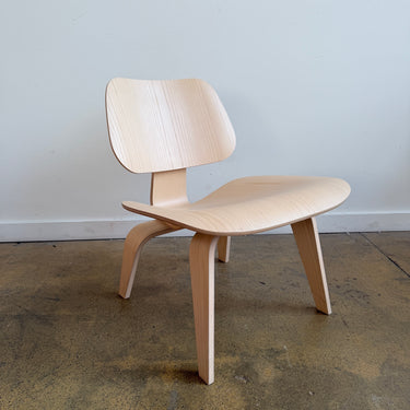 Herman Miller Eames Molded Plywood Lounge Chair Wood Base