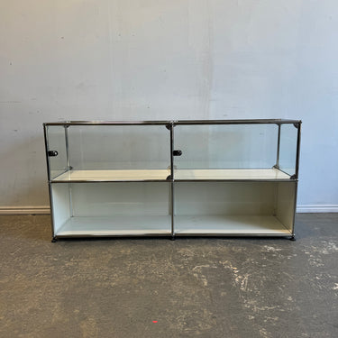 USM Haller 2X2 Glass Storage Case