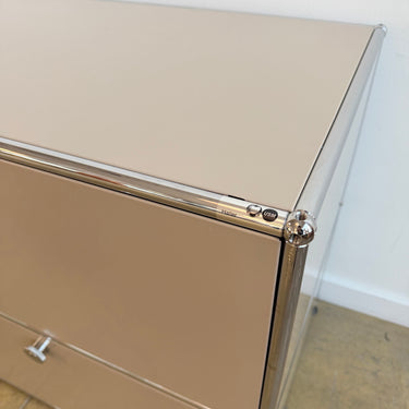 USM Haller credenza (E2) - Beige