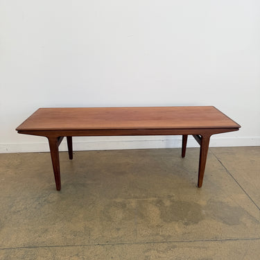 Danish Modern Johannes Andersen Teakwood Expandable "Coffee Table"