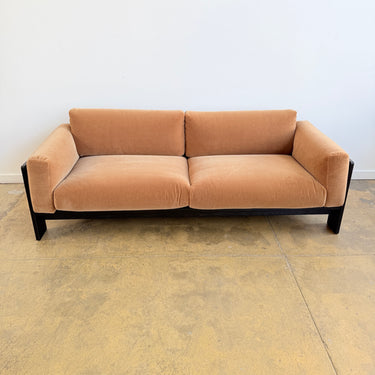 Knoll Bastiano Sofa in Mohair by Tobia Scarpa