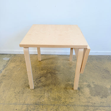 Artek Alvar Aalto DL81 Expandable Table