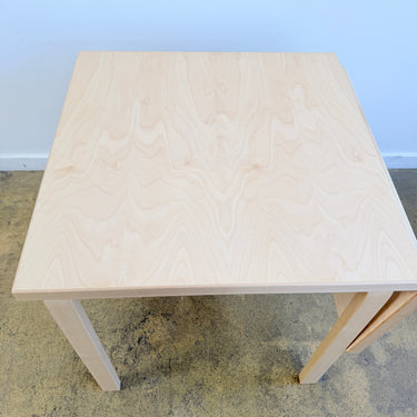 Artek Alvar Aalto DL81 Expandable Table