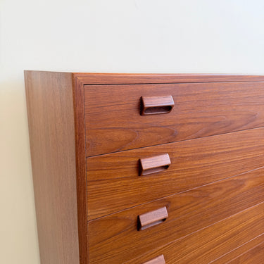 Danish Modern Borge Mogensen Large Teakwood 7- Drawer Dresser