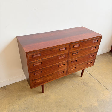 Danish Modern Rosewood 8 Drawer dresser by Poul Hundevad (Refinished)