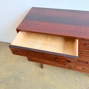 Danish Modern Rosewood 8 Drawer dresser by Poul Hundevad (Refinished)
