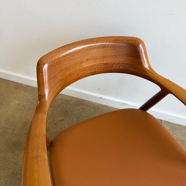 Maruni Hiroshima Walnut Spinnybeck Leather Lounge Chair by Naoto Fukasawa