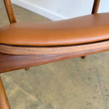 Maruni Hiroshima Walnut Spinnybeck Leather Lounge Chair by Naoto Fukasawa