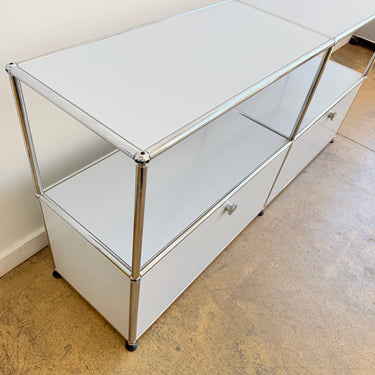 USM Haller 2X2 Console - Light Grey