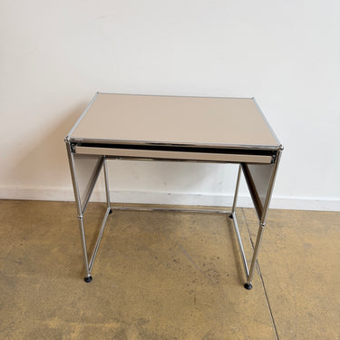 USM Haller Compact Desk with Pullout Tray - Beige