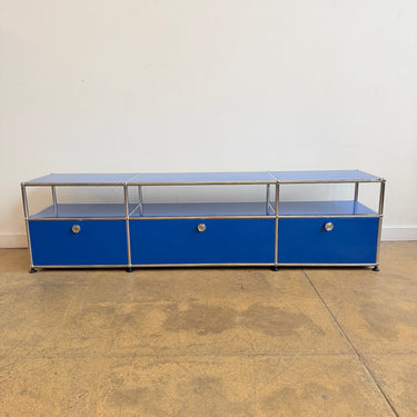USM Haller 3X2 Media Console 18' - Gentian Blue