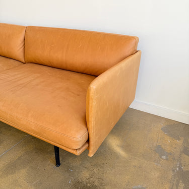 Design Within Reach Muuto Outline leather Sofa