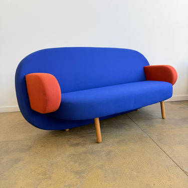 Karim Rashid Float Sofa by Sancal