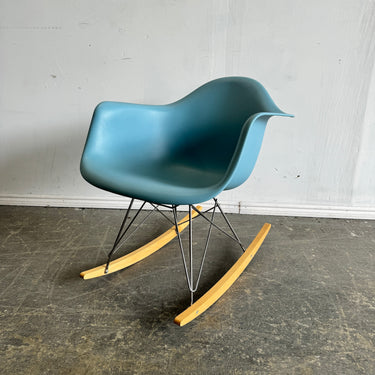 Authentic Herman Miller Eames Molded Plastic Rocking chair