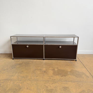 USM Haller 2X2 Media Console 22' - Brown