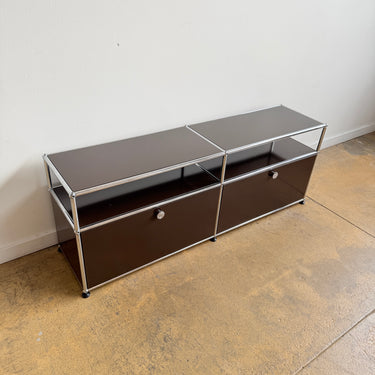 USM Haller 2X2 Media Console 22' - Brown