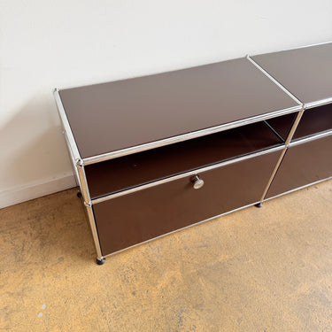 USM Haller 2X2 Media Console 22' - Brown