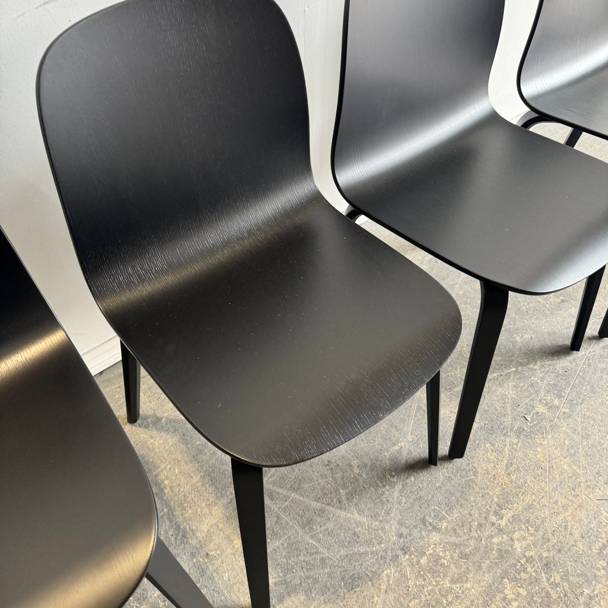 Design Within Reach Muuto Visu Set of 8 Dining chairs