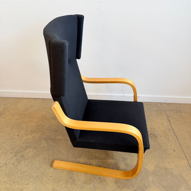 Artek Alvar Aalto aAmchair 401