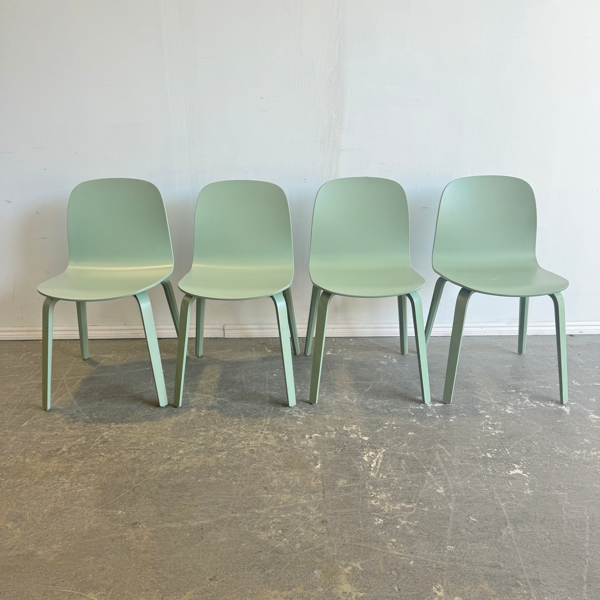 Design Within Reach Muuto Set of 4 Visu dining chairs