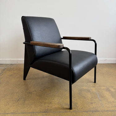Authentic! Vitra Prouvé Premium leather lounge chair