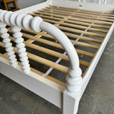 Serena and Lily QueenWebster bed with Footboard